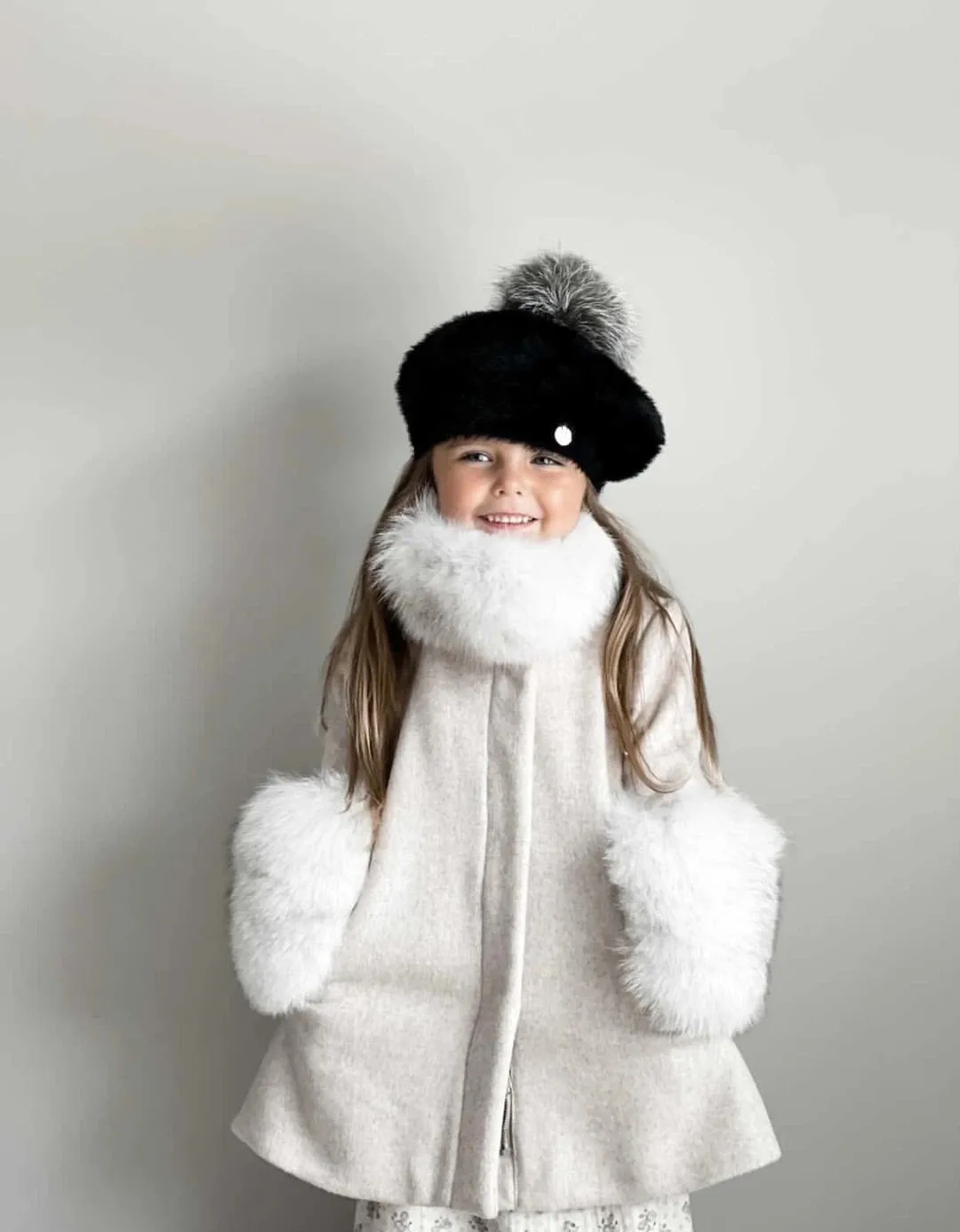 Petite Maison Kids Black 'Milana' Beret