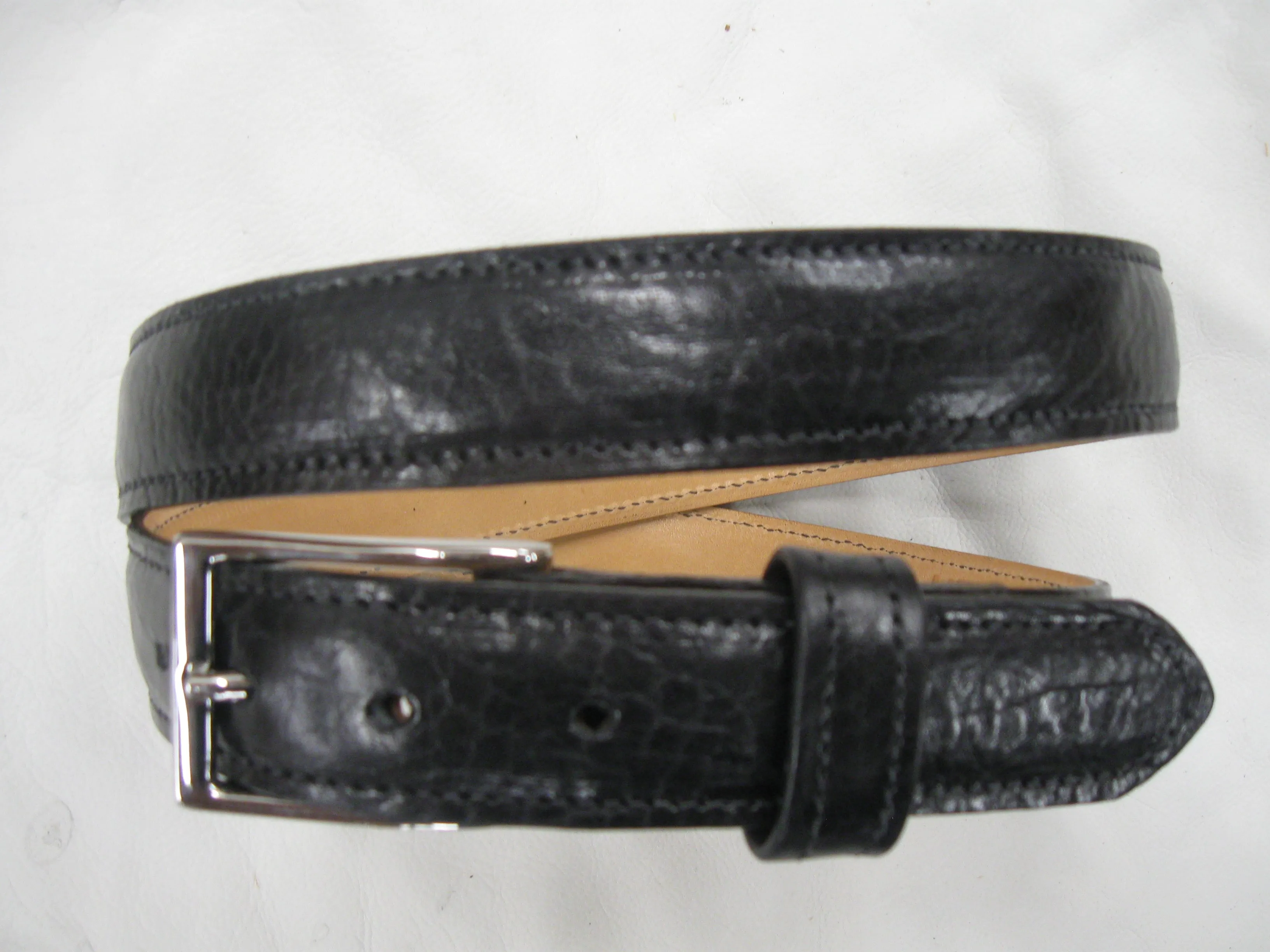 Shrunken High-Gloss Cowhide Stitched, Feather-Edged Leather Belt